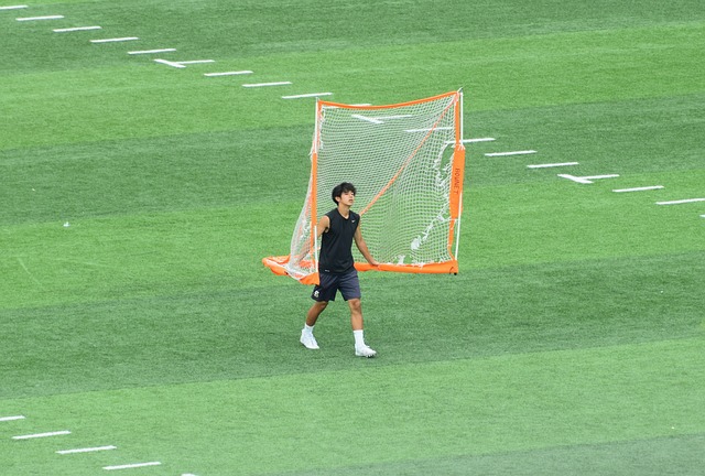 以及布罗佐
